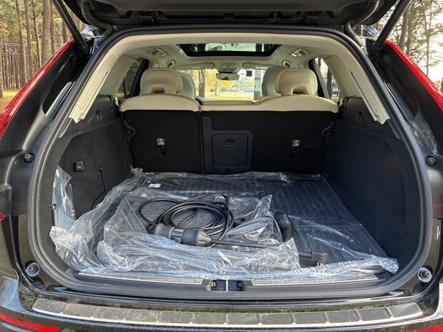 2025 Volvo XC60 Plug-In Hybrid T8 AWD Plus - 22905562 - 16