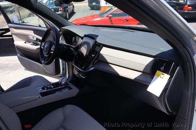 2025 Volvo XC90 2025.5 B5 AWD Plus 7-Seater - 22860111 - 15