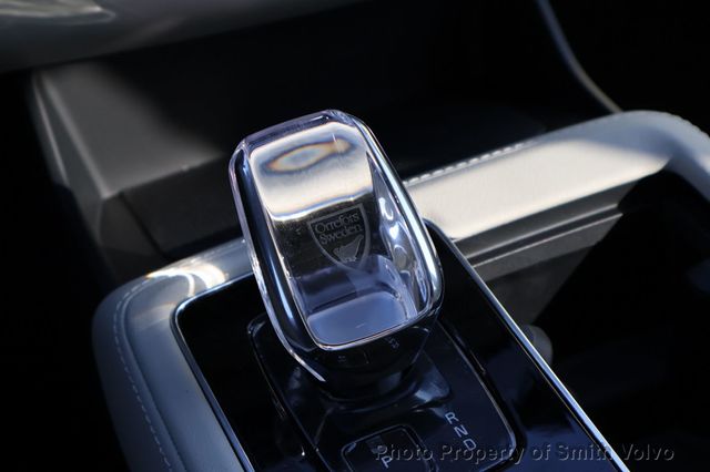 2025 Volvo XC90 2025.5 B6 AWD Ultra 7-Seater - 22750995 - 17