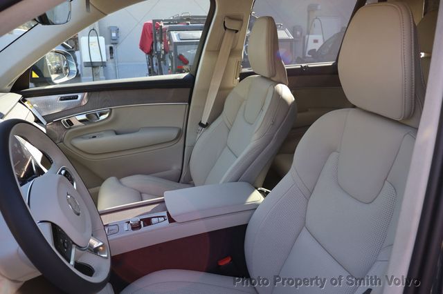 2025 Volvo XC90 2025.5 B6 AWD Ultra 7-Seater - 22750995 - 6