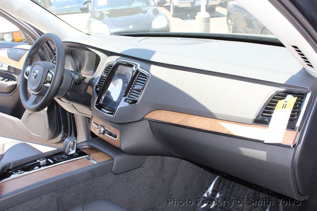2025 Volvo XC90 B6 AWD Plus 7-Seater - 22513719 - 12
