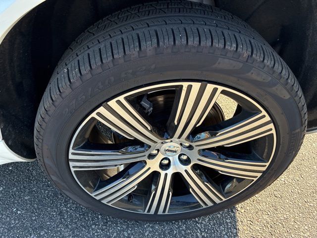 2025 Volvo XC90 Plug-In Hybrid T8 AWD Ultra 7-Seater - 22946334 - 11