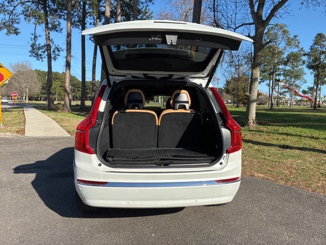 2025 Volvo XC90 Plug-In Hybrid T8 AWD Ultra 7-Seater - 22946334 - 17
