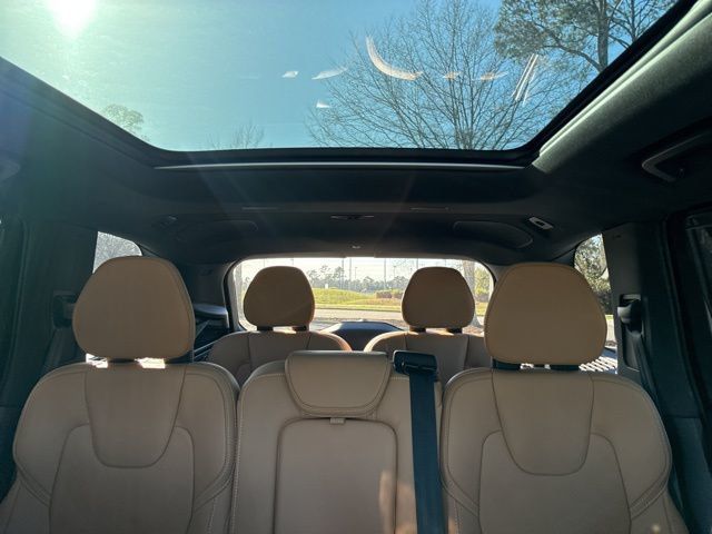 2025 Volvo XC90 Plug-In Hybrid T8 AWD Ultra 7-Seater - 22946334 - 33