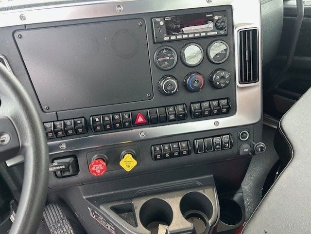 2025 Western Star 47X 2025 WESTERN STAR 47X CAB CHASSIS - 22978280 - 11