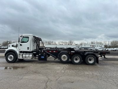 2025 Western Star 47X