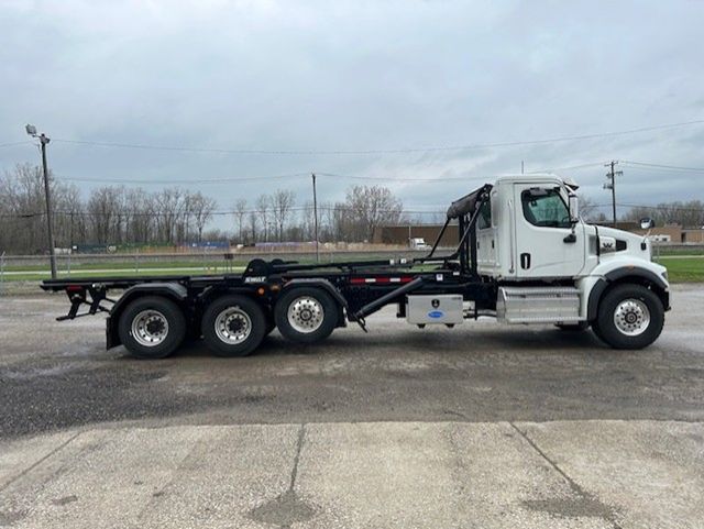 2025 Western Star 47X 2025 WESTERN STAR 47X ROLL OFF - 22991186 - 7