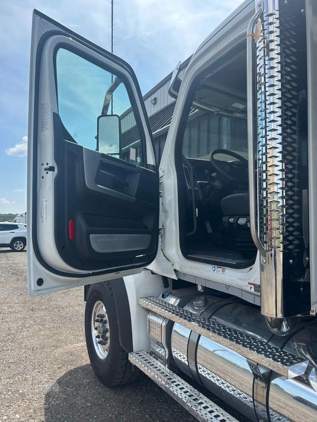 2025 Western Star 49X  - 22834944 - 12