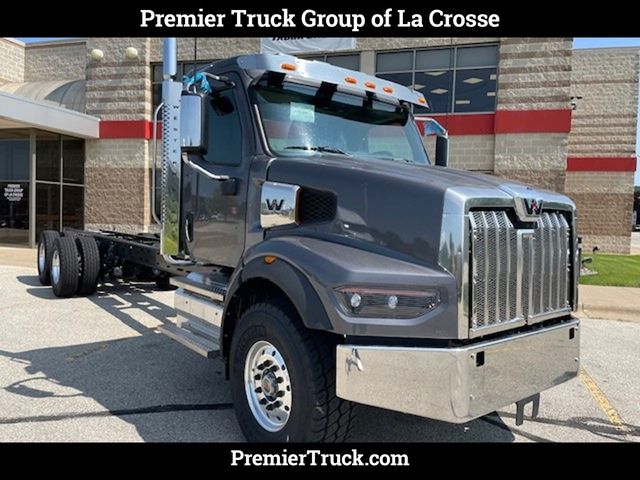2025 New WESTERN STAR 49X 49X at Premier Truck Group Serving
