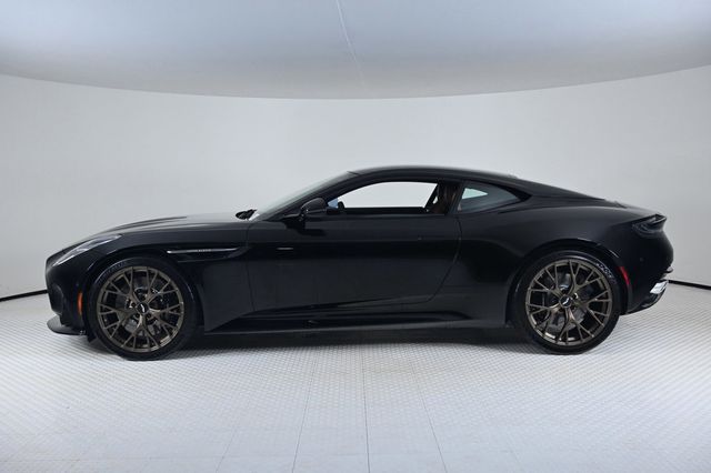 2026 Aston Martin   - 22934456 - 10