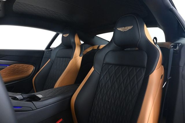 2026 Aston Martin DB12  - 22934456 - 16