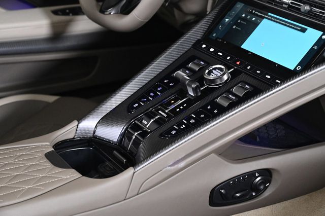 2026 Aston Martin DB12 Volante - 22928535 - 26