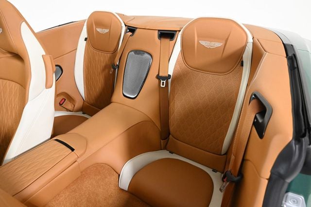 2026 Aston Martin DB12 Volante - 23005551 - 17
