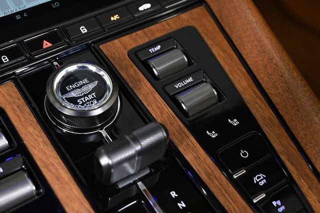 2026 Aston Martin DB12 Volante - 23005551 - 20