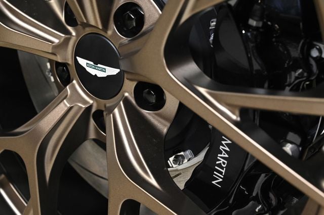 2026 Aston Martin DB12 Volante - 23005551 - 26