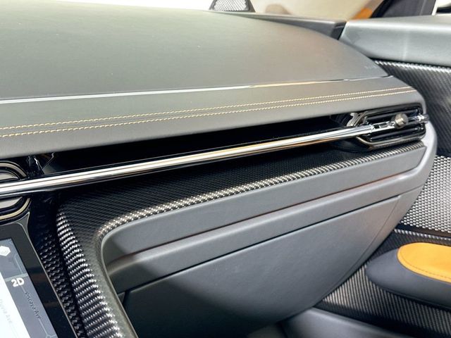 2026 Aston Martin DB12 S Volante - 23037477 - 23