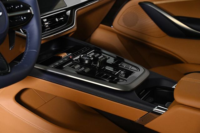 2026 Aston Martin DBX 707 AWD - 22961651 - 19