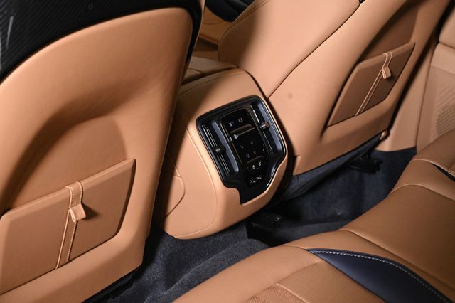 2026 Aston Martin DBX 707 AWD - 22964194 - 16