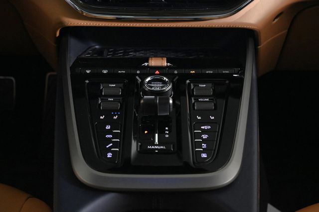 2026 Aston Martin DBX 707 AWD - 22969414 - 12