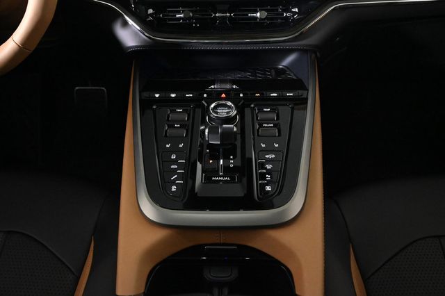 2026 Aston Martin DBX 707 AWD - 22969436 - 12