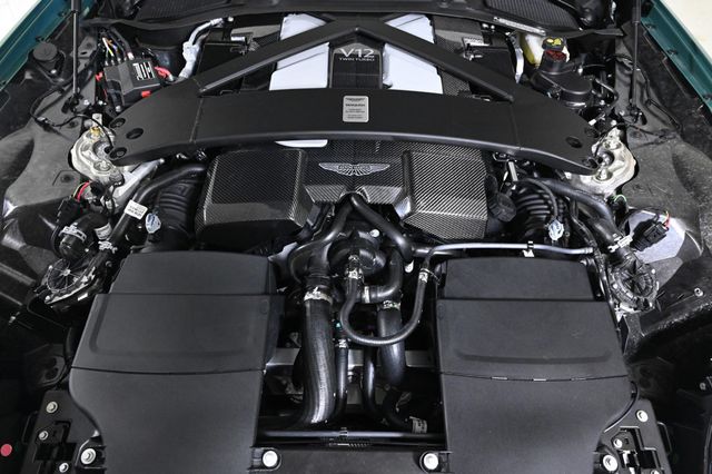 2026 Aston Martin Vanquish Volante - 22936963 - 28