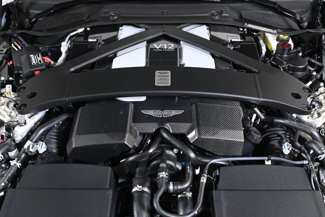 2026 Aston Martin Vanquish Volante - 22943643 - 32