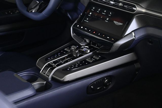 2026 Aston Martin Vanquish Volante - 22980293 - 23