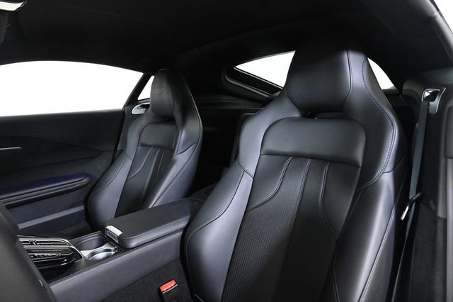 2026 Aston Martin Vantage  - 22933647 - 11