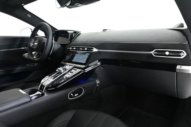 2026 Aston Martin Vantage  - 22933647 - 17