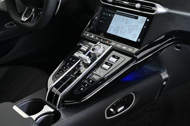 2026 Aston Martin Vantage  - 22933647 - 27