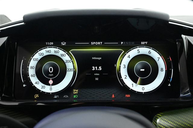 2026 Aston Martin Vantage Coupe - 22897460 - 10