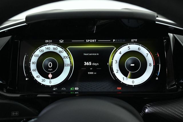 2026 Aston Martin Vantage Coupe - 22901326 - 10