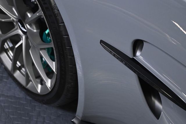 2026 Aston Martin Vantage S Coupe - 23021665 - 21