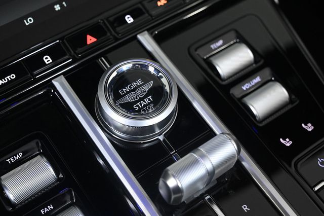 2026 Aston Martin Vantage S Roadster - 22956754 - 21