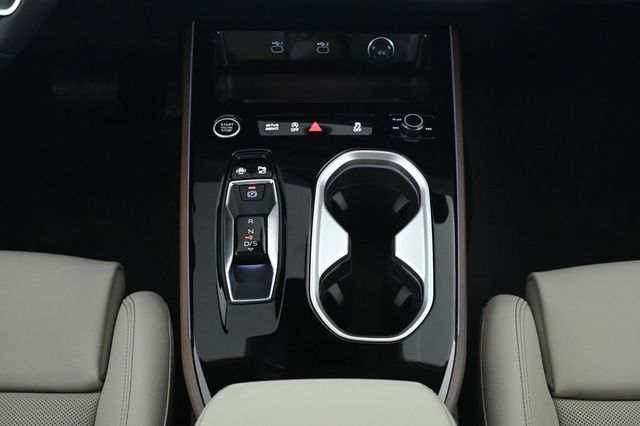 2026 Audi A6 Sedan Premium quattro - 23010177 - 12