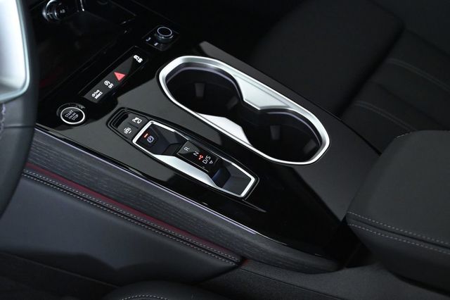 2026 Audi A6 Sedan Prestige quattro - 23010213 - 22