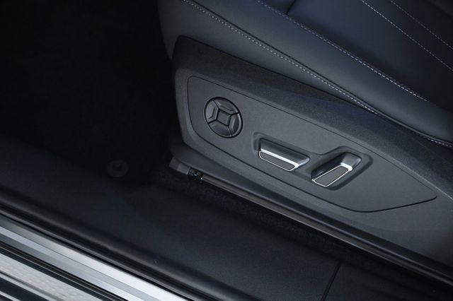 2026 Audi Q3 S line quattro - 22977115 - 17
