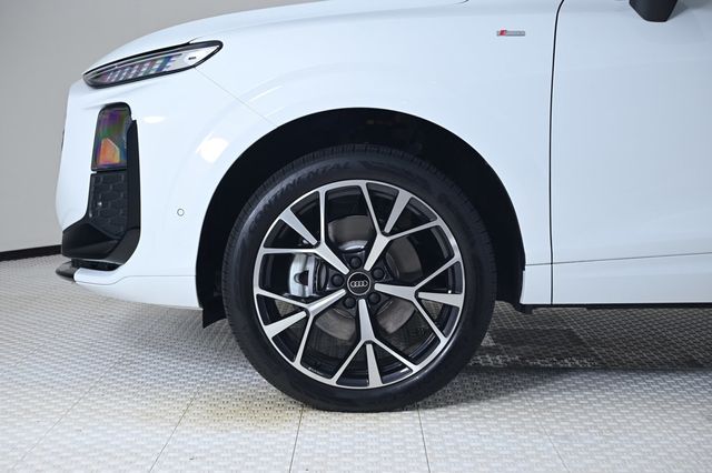 2026 Audi Q3 S line quattro - 22977379 - 27