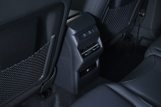 2026 Audi Q3 S line quattro - 22985979 - 16