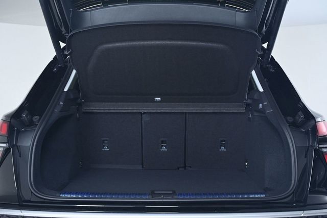 2026 Audi Q3 S line quattro - 22987611 - 24