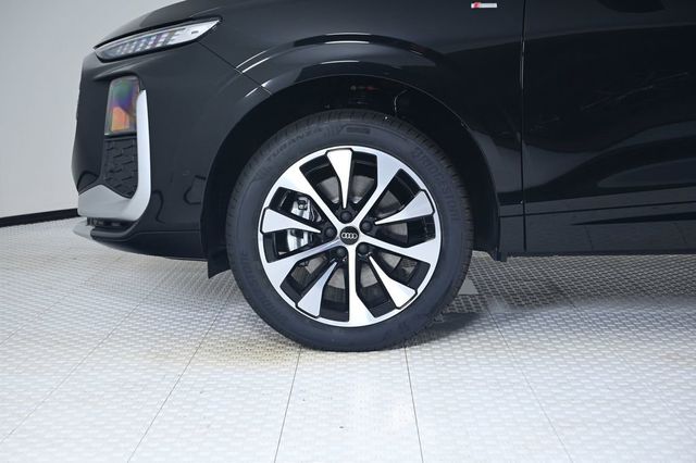 2026 Audi Q3 S line quattro - 22987611 - 26