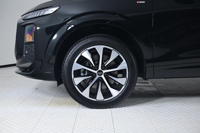 2026 Audi Q3 S line quattro - 23000193 - 27