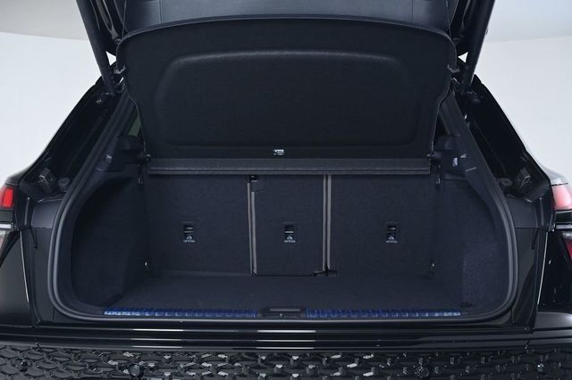 2026 Audi Q3 S line quattro - 23010178 - 25