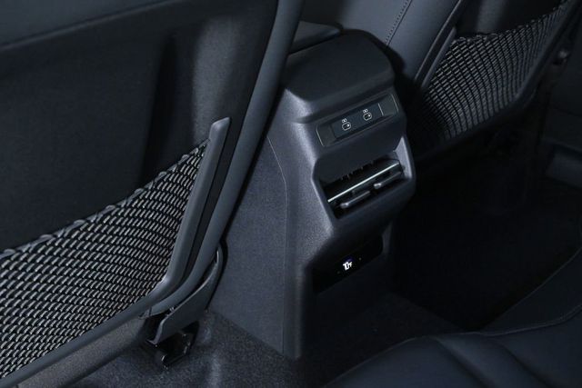 2026 Audi Q3 S line quattro - 23010207 - 16