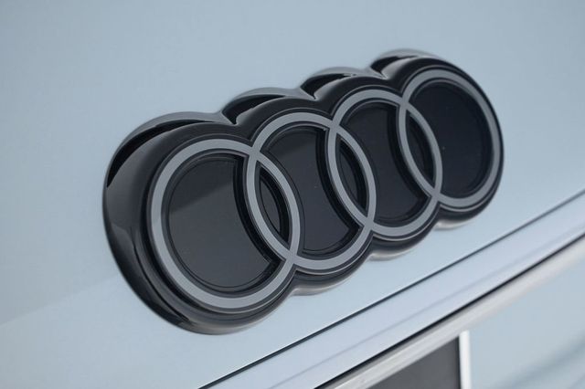 2026 Audi Q3 S line quattro - 23010214 - 20