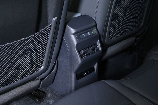 2026 Audi Q3 S line quattro - 23010219 - 16
