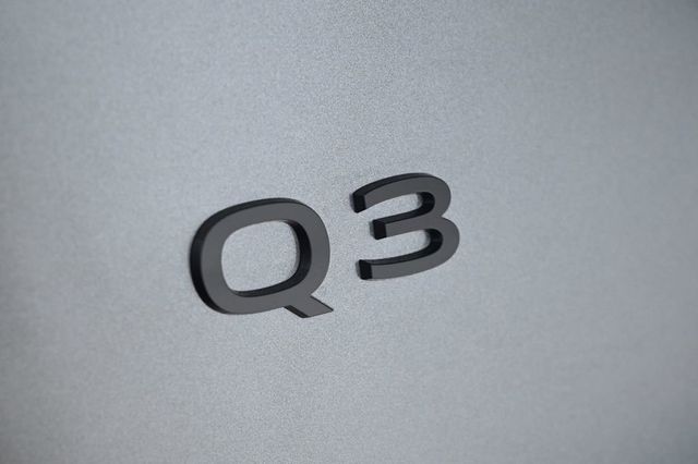 2026 Audi Q3 S line quattro - 23010225 - 22