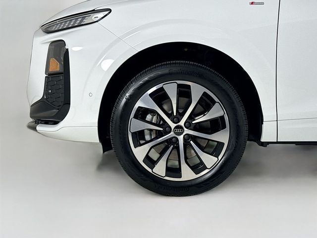 2026 Audi Q3 S line quattro - 23023936 - 27