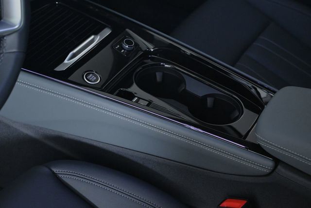 2026 Audi Q3 S line quattro - 23023980 - 24