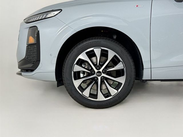 2026 Audi Q3 S line quattro - 23023983 - 27